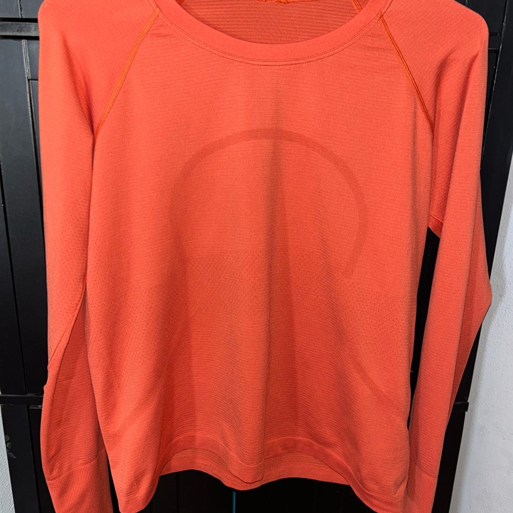 Like new Lululemon swiftly size 10